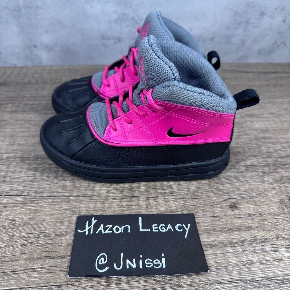 Nike~Girls Toddler~ACG Woodside 2 High Pink/Black/Gray Boots~Size 9C (524878-600